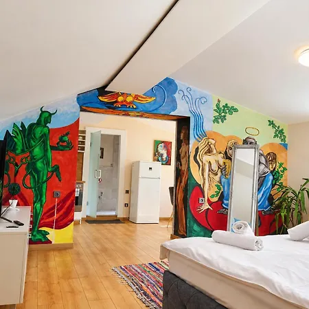 Artistic Loft Panoramic View Center