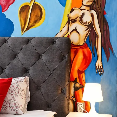 Artistic Loft Panoramic View Center Апартаменты Пловдив